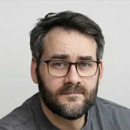 Henning Thies – Product Engineer bei Normkit